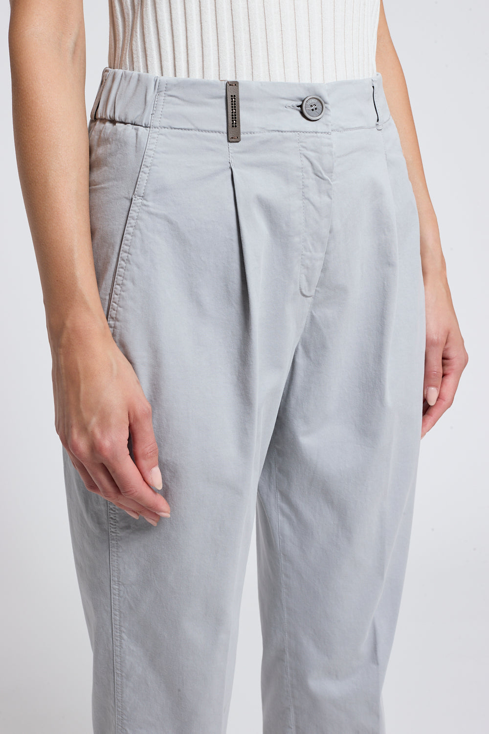 Peserico vrouwelijke broek licht katoen stretch gabardine, garment dyed beige birch