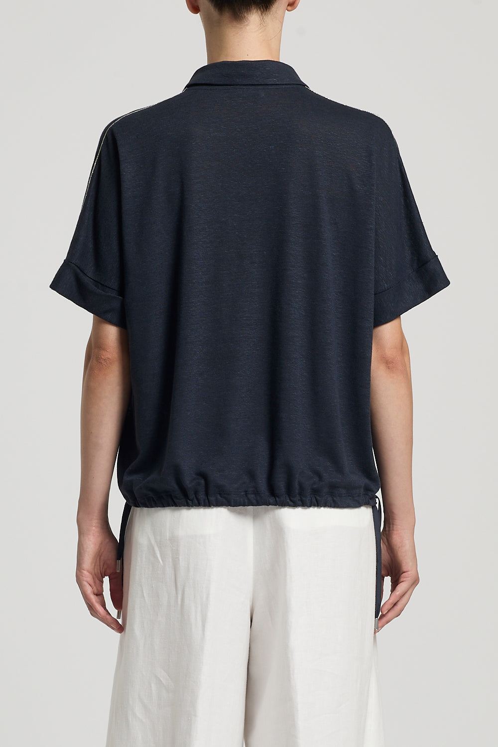 Blouse van Peserico in donkerblauw met korte mouwen en rits aan de zijkant