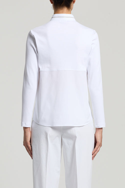 Witte blouse van Peserico met glinsterdetail aan de hals en kleurcontrast in de rug, SS26