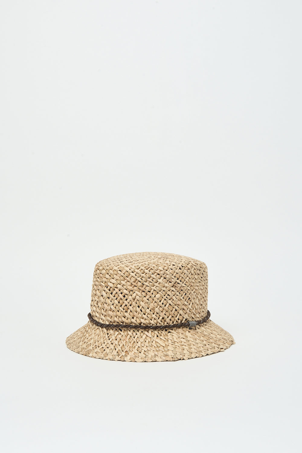 Strakke strohoed van Peserico in beige met donkere riem en zilveren accent